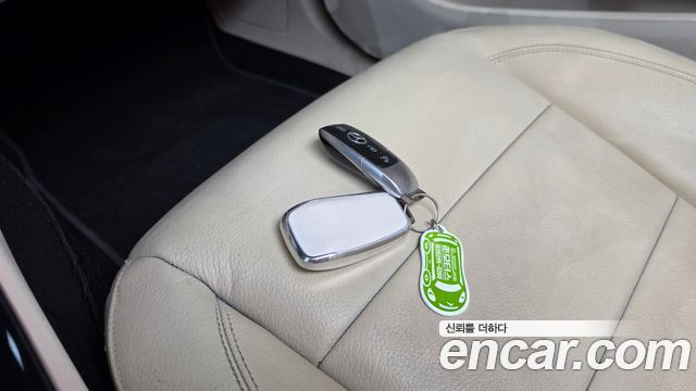 Mercedes-Benz E-Class 2018 — photo 15