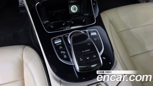 Mercedes-Benz E-Class 2018 — photo 20