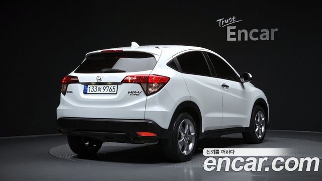 Honda HR-V 2018 — photo 2