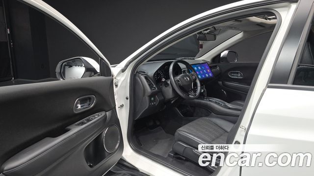 Honda HR-V 2018 — photo 10