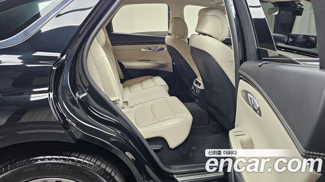 Genesis GV70 2024 — photo 17