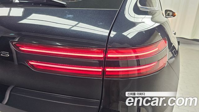 Genesis GV70 2024 — photo 9