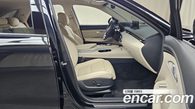 Genesis GV70 2024 — photo 16
