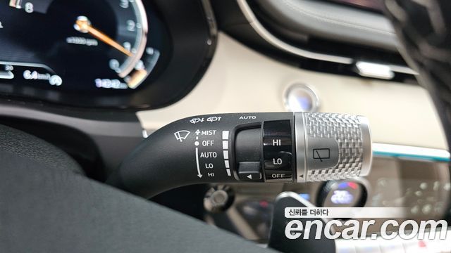 Genesis GV70 2024 — photo 27
