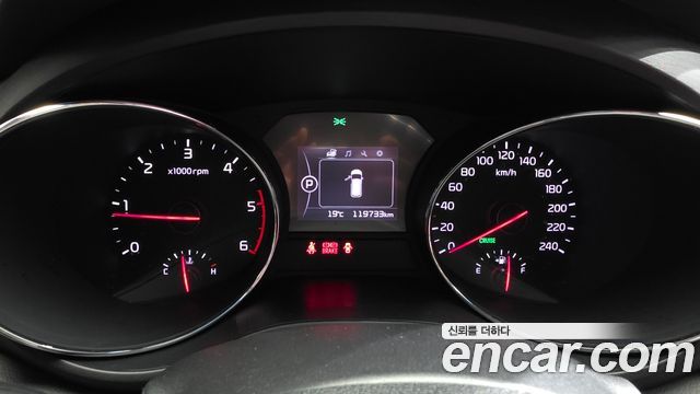 Kia Canival 2017 — photo 8