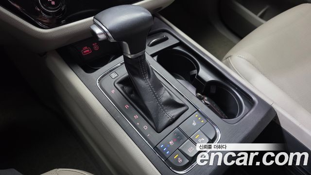 Kia Canival 2017 — photo 9