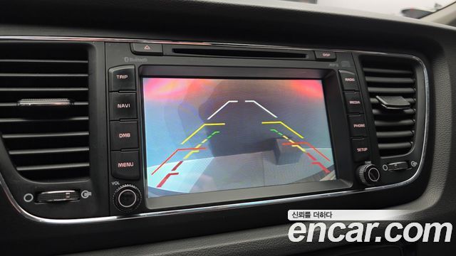 Kia Canival 2017 — photo 17