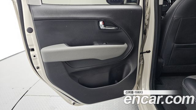 Kia RAY 2022 — photo 15