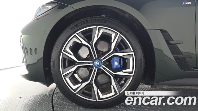 BMW i4 2024 — photo 5