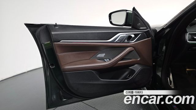 BMW i4 2024 — photo 14