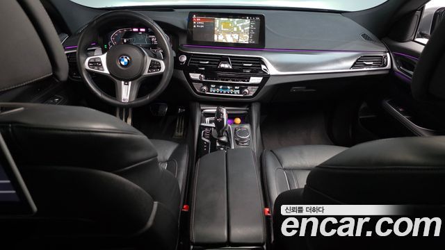 BMW Gran Turismo 2023 — photo 10