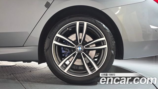 BMW Gran Turismo 2023 — photo 7