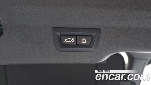 BMW Gran Turismo 2023 — photo 31