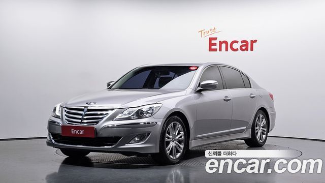 Hyundai Genesis 2012 — photo 1
