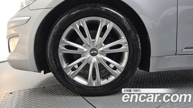 Hyundai Genesis 2012 — photo 5