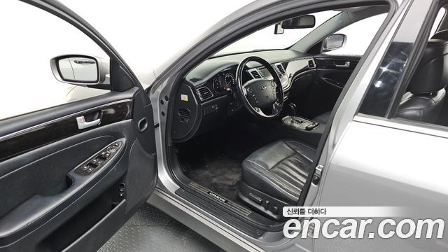 Hyundai Genesis 2012 — photo 13