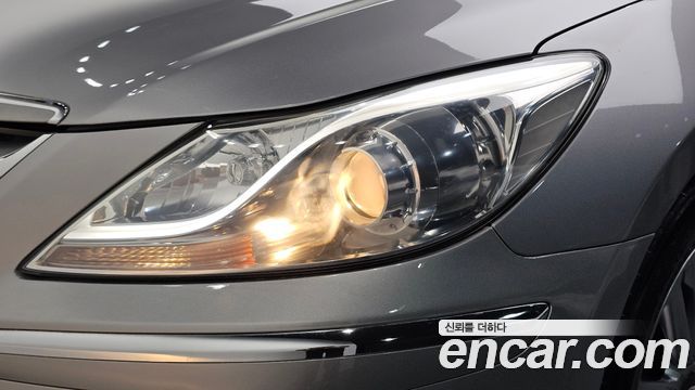 Hyundai Genesis 2012 — photo 8