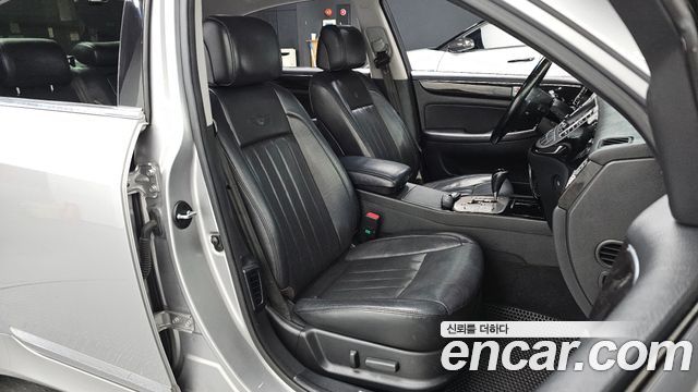 Hyundai Genesis 2012 — photo 16