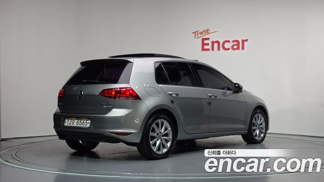 Volkswagen Golf 2015 — photo 2