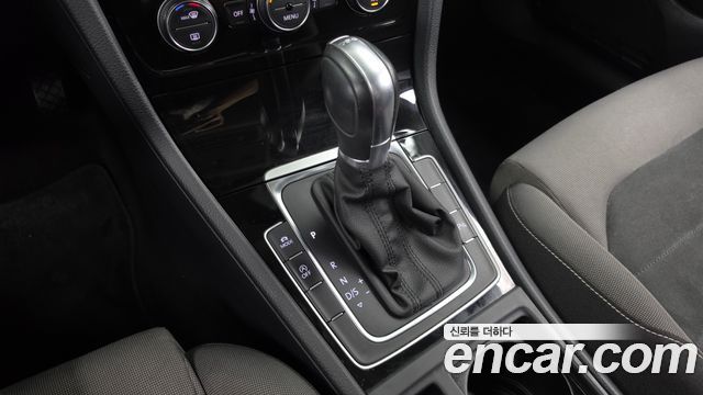 Volkswagen Golf 2015 — photo 9