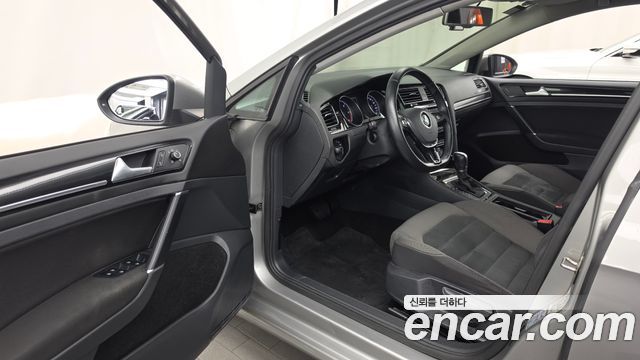 Volkswagen Golf 2015 — photo 10