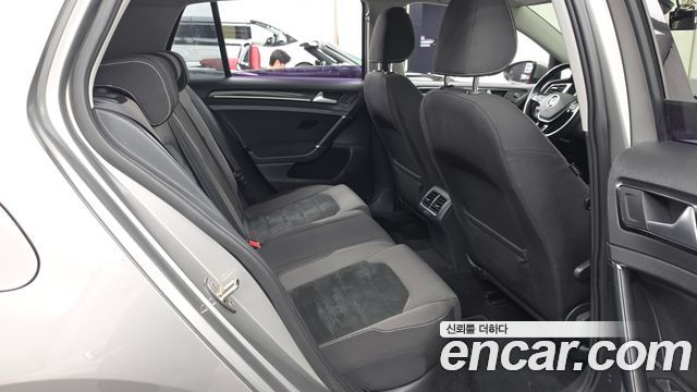 Volkswagen Golf 2015 — photo 12