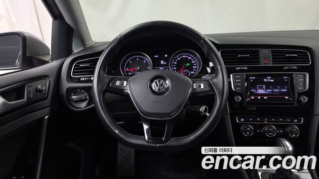 Volkswagen Golf 2015 — photo 13