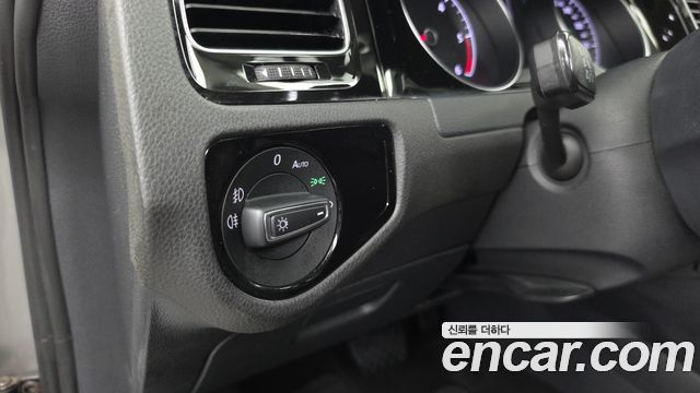 Volkswagen Golf 2015 — photo 16