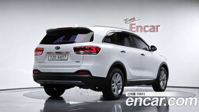 Kia Sorento 2015 — photo 2