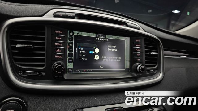 Kia Sorento 2015 — photo 22