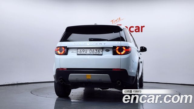 Land Rover Discovery Sport 2016 — photo 4