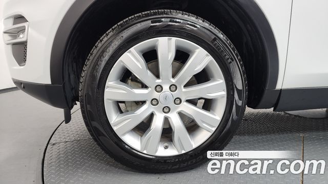 Land Rover Discovery Sport 2016 — photo 5