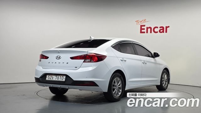 Hyundai AVANTE 2019 — photo 2