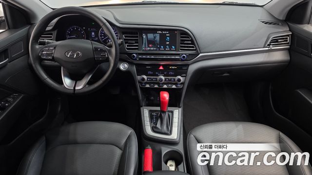 Hyundai AVANTE 2019 — photo 7