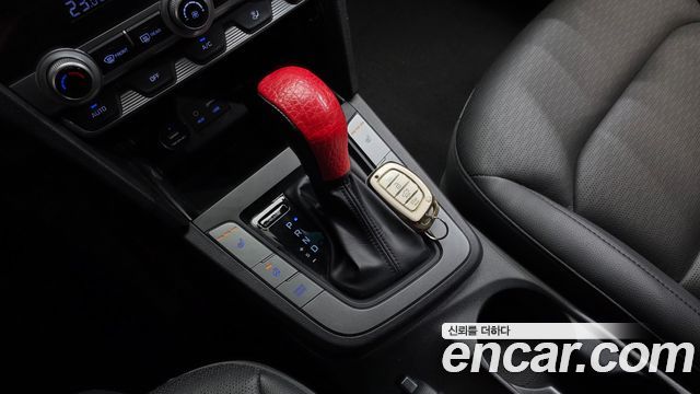 Hyundai AVANTE 2019 — photo 9