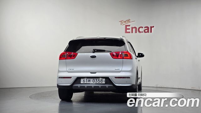 Kia Niro 2017 — photo 4
