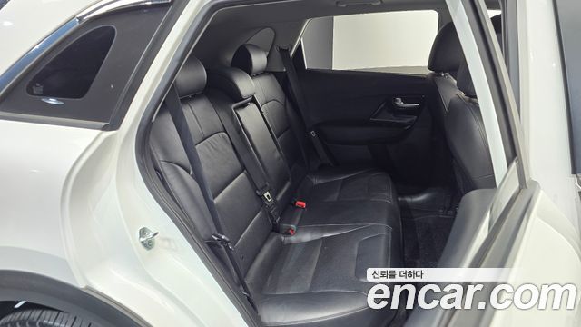 Kia Niro 2017 — photo 17