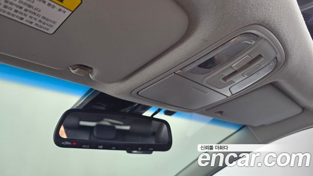 Kia Niro 2017 — photo 29
