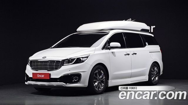 Kia Canival 2015 — photo 1