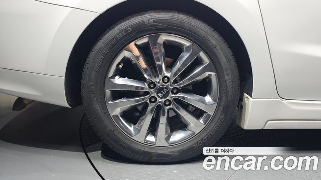 Kia Canival 2015 — photo 5