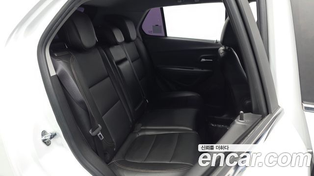 Chevrolet Korea Trax 2018 — photo 17