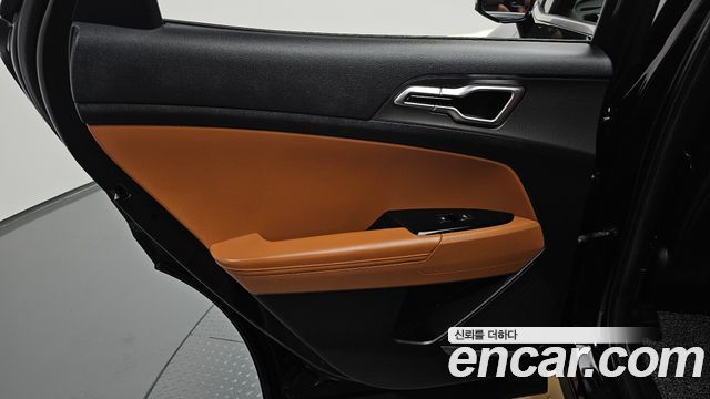 Kia Sportage 2022 — photo 15
