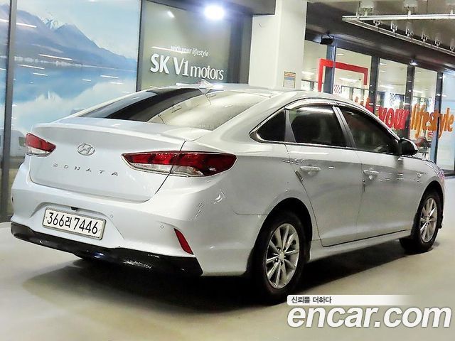 Hyundai Sonata 2018 — photo 2