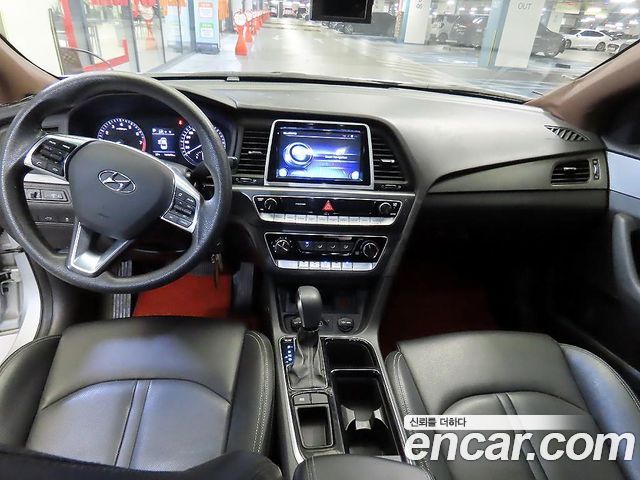 Hyundai Sonata 2018 — photo 10