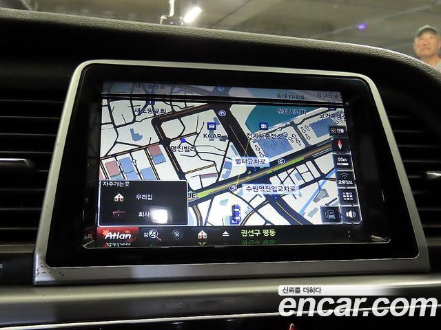 Hyundai Sonata 2018 — photo 13