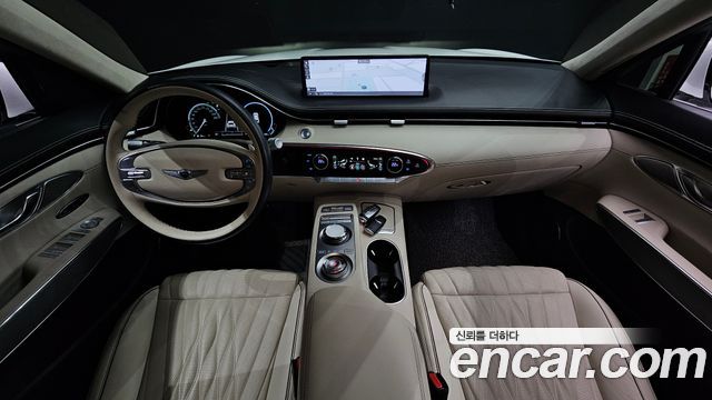 Genesis GV70 2023 — photo 10