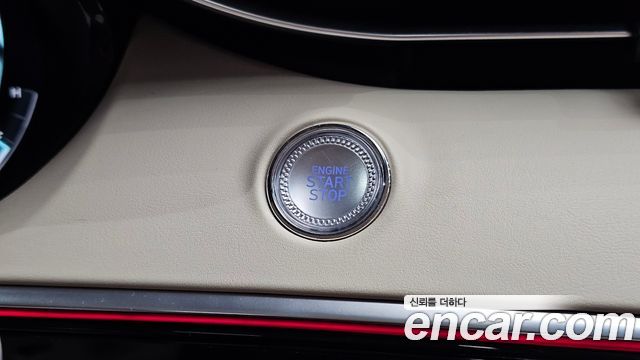 Genesis GV70 2023 — photo 31