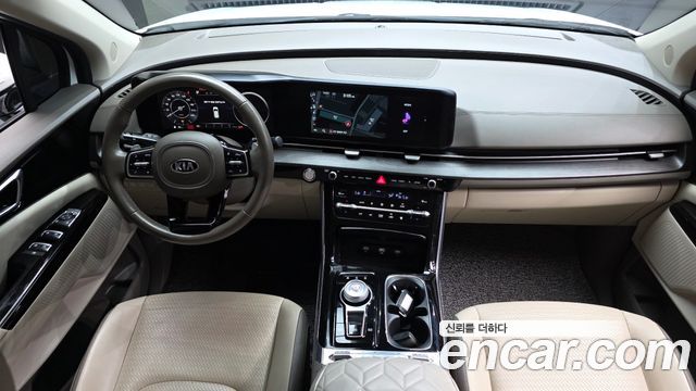 Kia Canival 2021 — photo 10