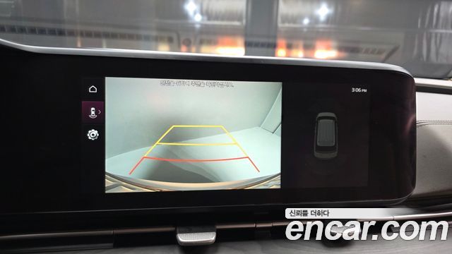 Kia Canival 2021 — photo 21