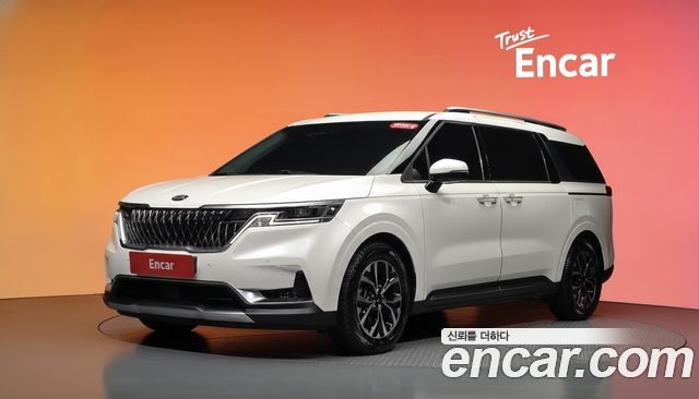 Kia Canival 2021 — photo 1